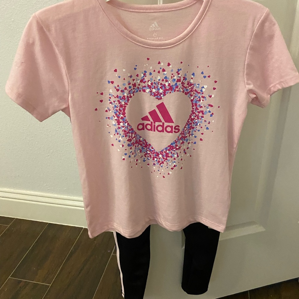 Adidas  girl jogger set